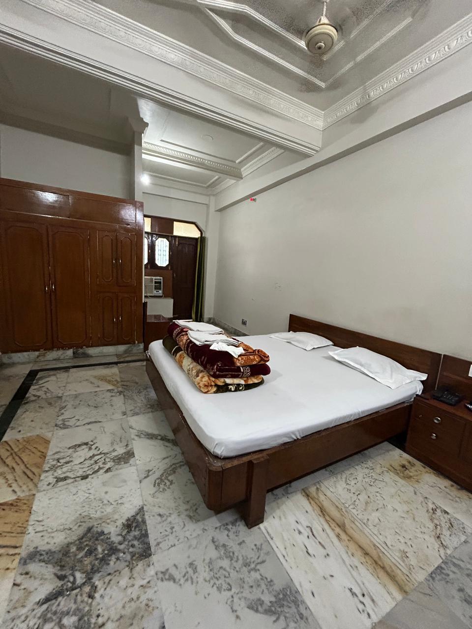 Rooms whatsapp image 2025 10 07 at 12.26.53 pm (2)